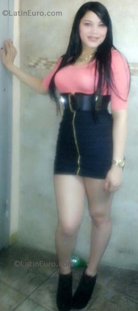 Date this charming Dominican Republic girl Melisa from Santiago DO13117