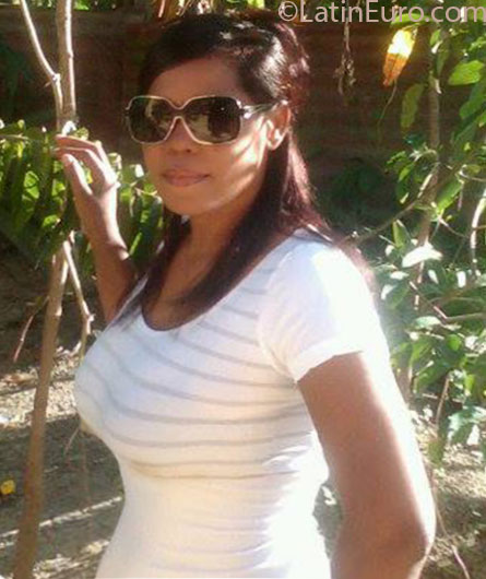 Date this young Dominican Republic girl Jackeline from Santo Domingo DO13724