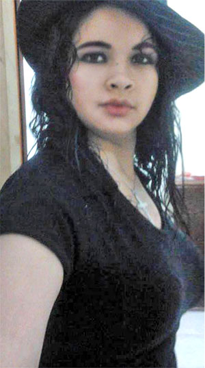 Date this athletic Brazil girl Claudia Maria from Florianopolis BR7333