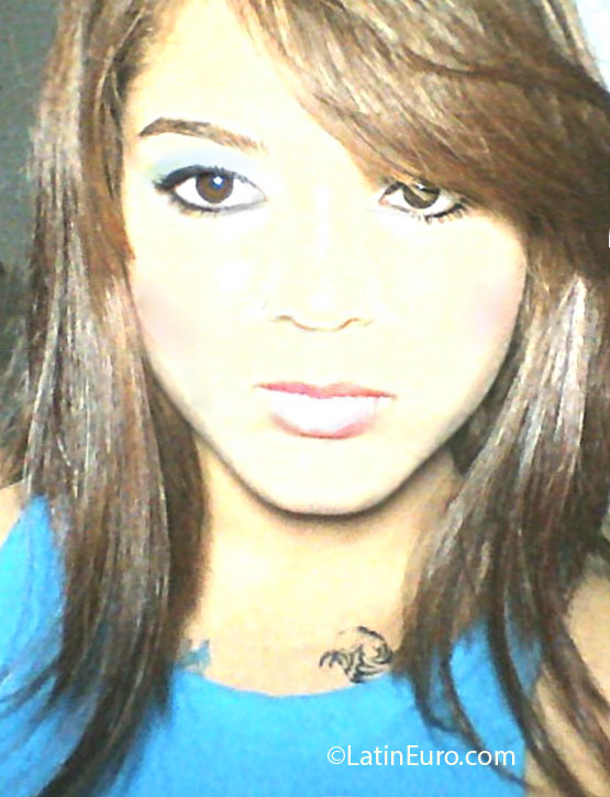 Date this lovely Brazil girl Hosana from Santa Fe Do Sul BR7341