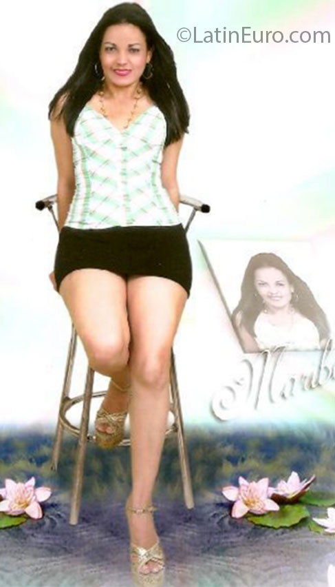 Date this good-looking Dominican Republic girl Maribel from Santo Domingo DO13890