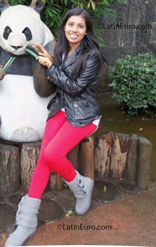 Date this tall Mexico girl Olivia from Distrito Federal MX816