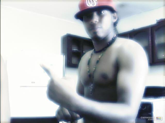 Date this hard body Dominican Republic man Ruski ortiz from Santo Domingo DO14167