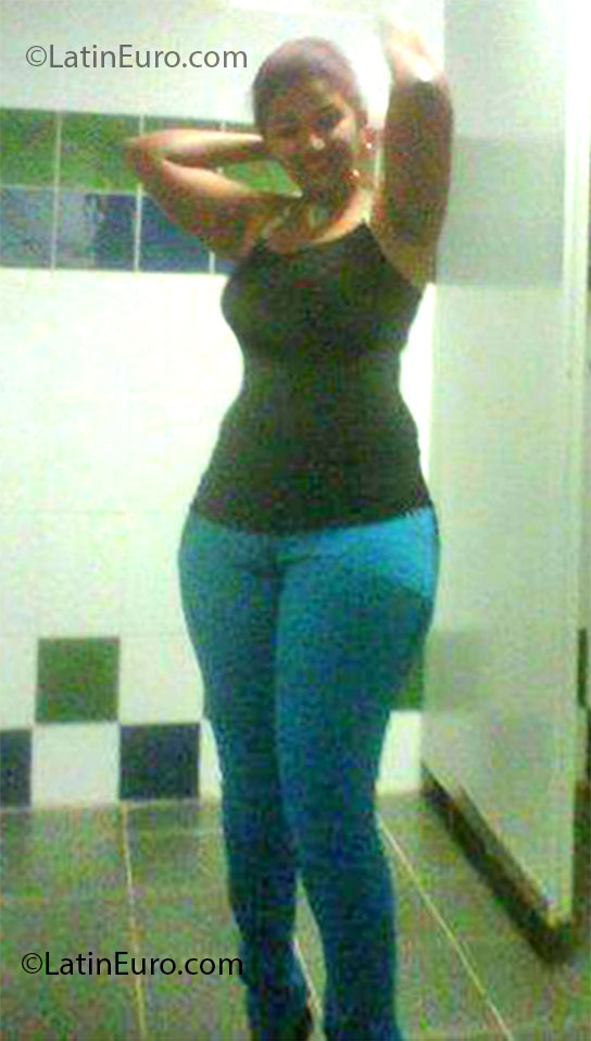Date this georgeous Dominican Republic girl Amarilis from Santiago DO14294
