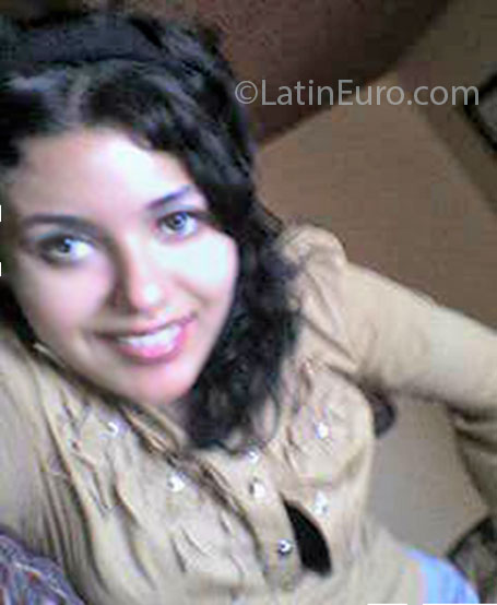 Date this voluptuous Mexico girl Carolina from Irapuato MX860