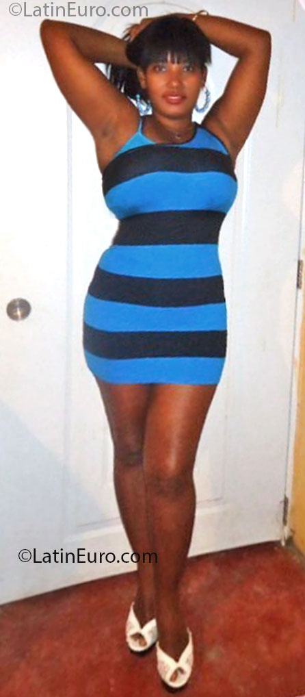 Date this delightful Dominican Republic girl Margarita from Santo Domingo DO14435