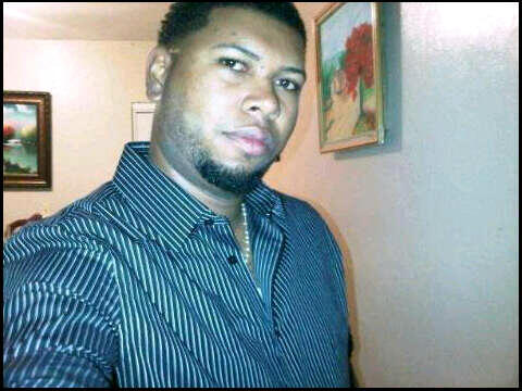 Date this foxy Dominican Republic man Manauris from La Vega DO14562