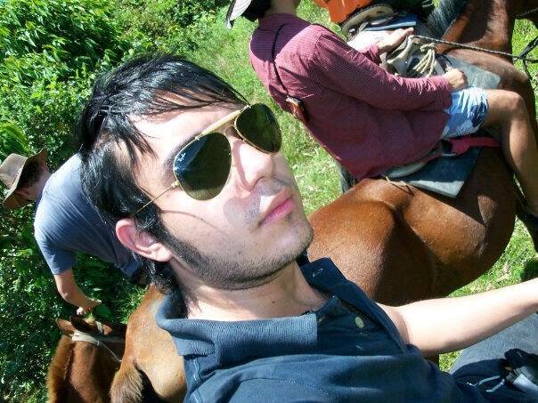 Date this nice looking Colombia man Andres monteneg from Bogota CO12257