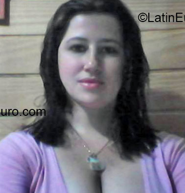 Date this attractive Brazil girl Jenifer from Capao Da Canoa BR7567