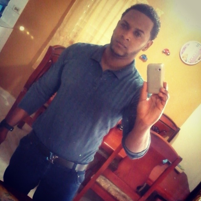Date this foxy Dominican Republic man Lewis from Santo Domingo DO15189