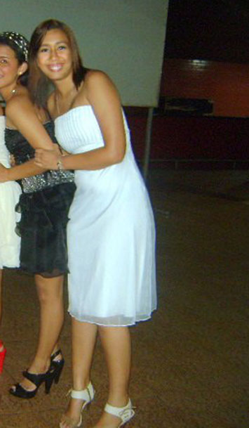 Date this hard body Brazil girl Nadri from Barcarena BR7683