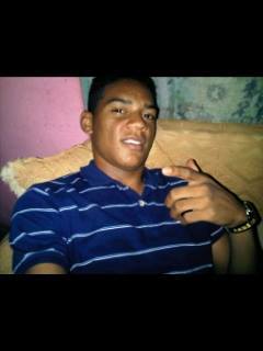 Date this athletic Dominican Republic man El jefe from Santo Domingo DO15405