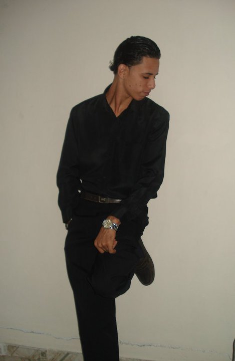 Date this sensual United States man ROBERTO CARLOS from Santiago US14145