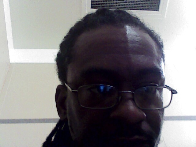 Date this attractive United States man Omnilover from Mckeesport US14182