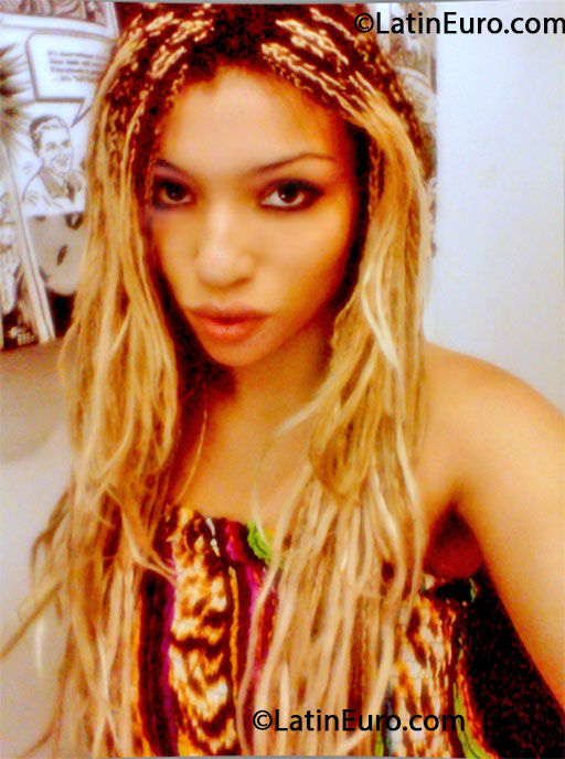 Date this gorgeous Brazil girl Ana from Juiz De Fora BR7791