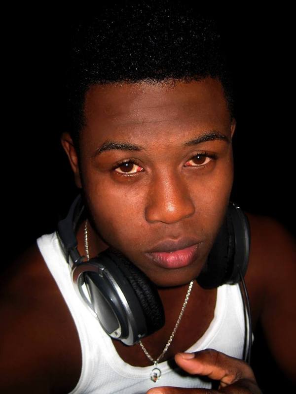 Date this charming Dominican Republic man Kender from Santo Domingo DO15786