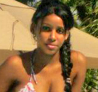 Date this pretty Dominican Republic girl Carolina from Santo Domingo DO32419