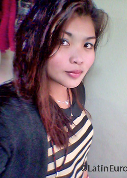 Date this fun Philippines girl Harlene from Manila PH574
