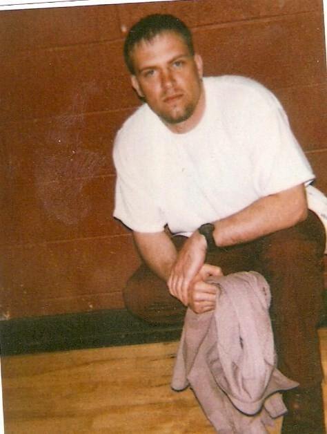 Date this hard body United States man George from Kingtree US14402