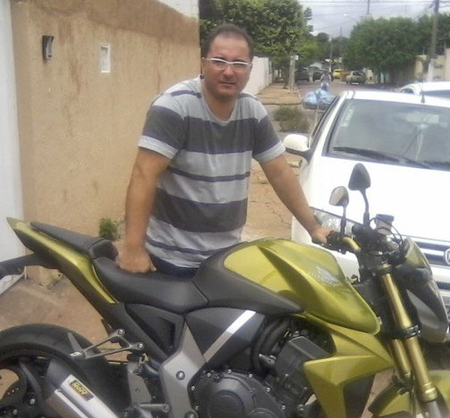 Date this pretty Brazil man Carlos from Cuiaba BR7973