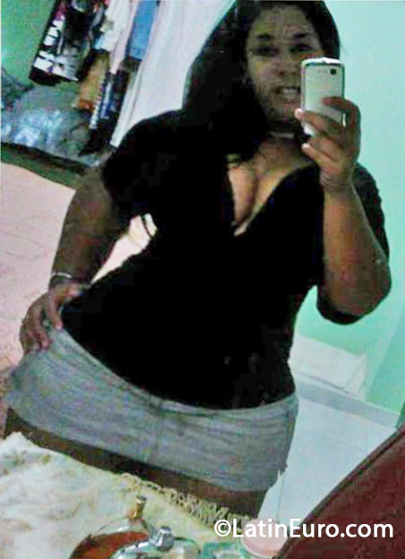 Date this sensual Dominican Republic girl Jenniffer from Puerto Plata DO19912
