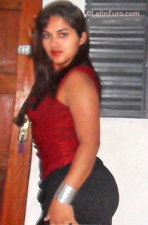 Date this cute Brazil girl Val from Santana BR8073