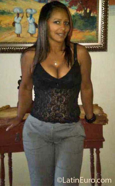 Date this cute Dominican Republic girl Magdalena from Santiago DO17039