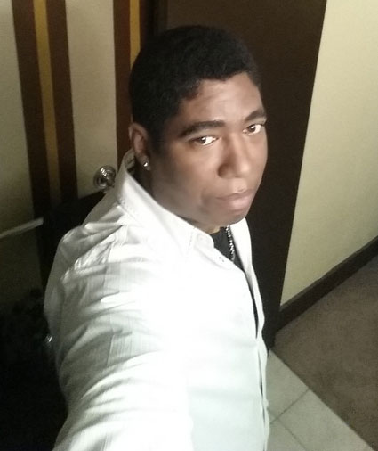 Date this voluptuous United States man EDWINN from St Louis US14525