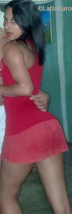 Date this beautiful Dominican Republic girl Noemi from Dajabon DO17325