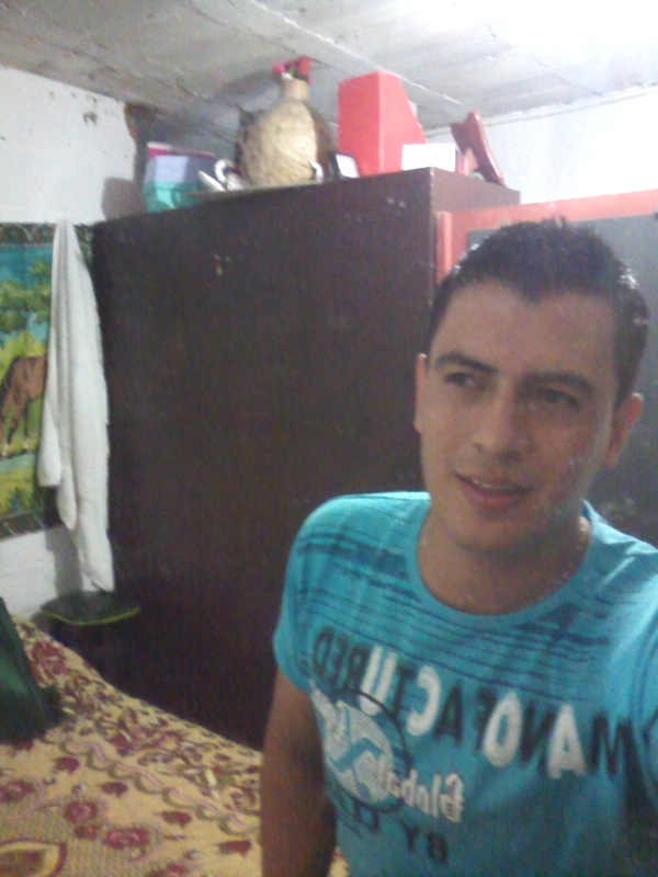 Date this hard body Colombia man Robinson from Medellin CO14121