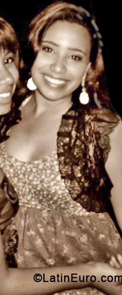 Date this sensual Brazil girl Layne from Sao Jose Da Safira BR8187