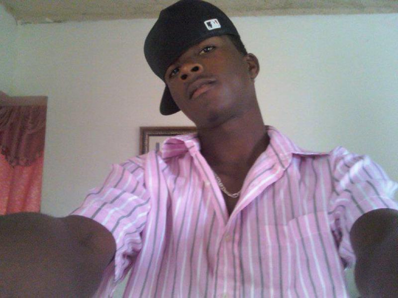 Date this pretty Dominican Republic man Argenis maurici from La Romana DO17771