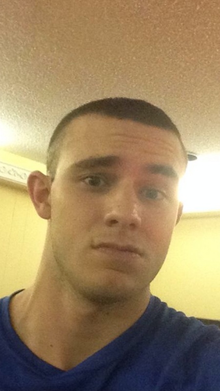 Date this charming United States man Dylan2020 from Muscle Shoals US14700