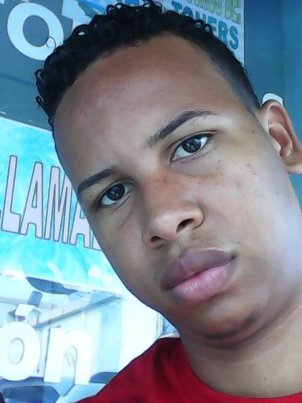 Date this funny Dominican Republic man Monchy from Santo Domingo DO17983