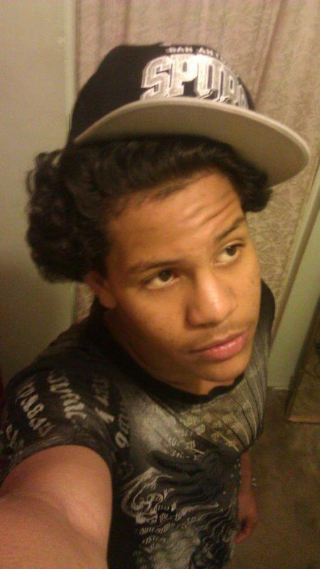 Date this attractive Dominican Republic man JEUSBAN from Santo Domingo DO18022