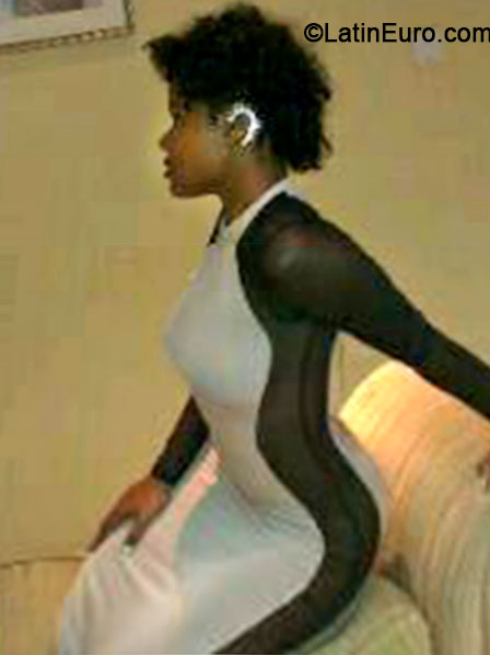 Date this delightful Jamaica girl Jodiania from St. Andrew JM1486