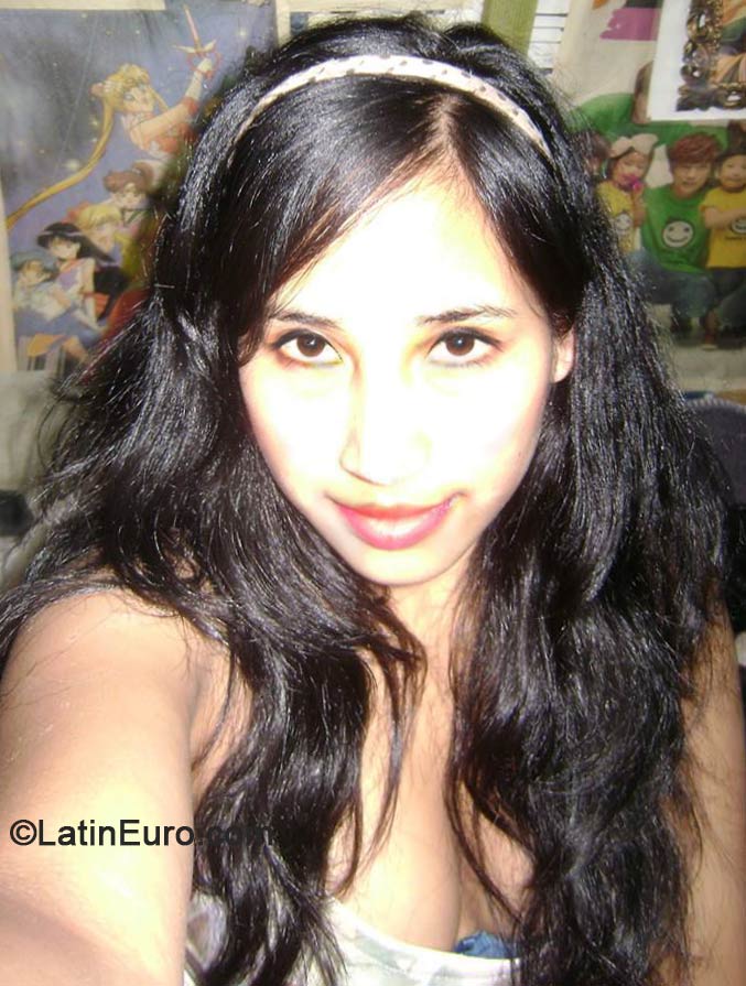 Date this pretty Peru girl Leslie from Lima PE917