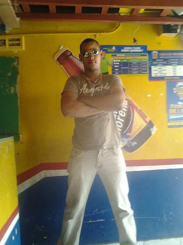 Date this athletic Dominican Republic man Josemanulzapata from Santia De Los Caballero DO18510
