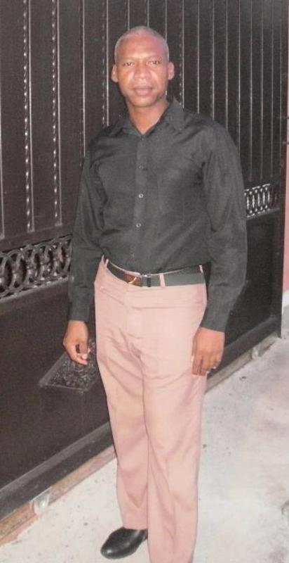 Date this gorgeous Dominican Republic man Roberto from Santo Domingo DO18531