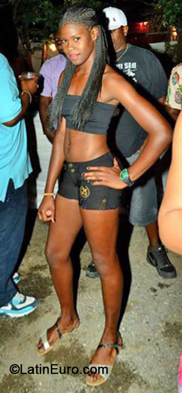 Date this athletic Jamaica girl Taneka from Kingston JM1598