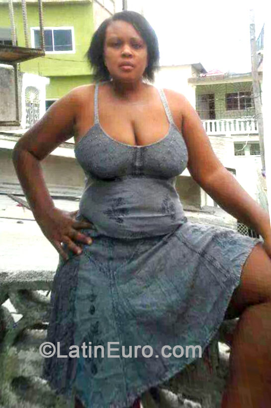 Date this funny Jamaica girl Sylvia from Montego Bay JM1660