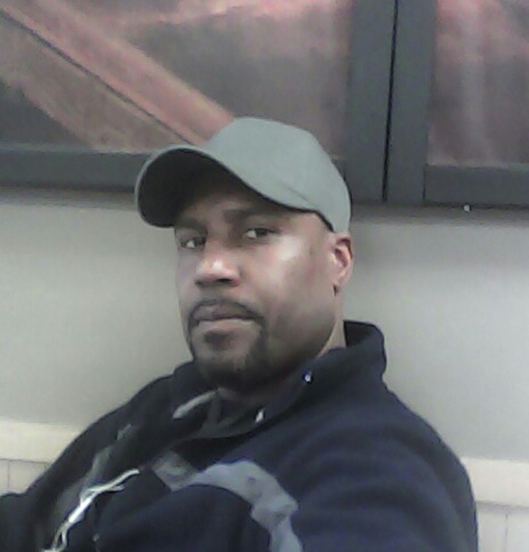 Date this beautiful United States man Kron from Boston US14994