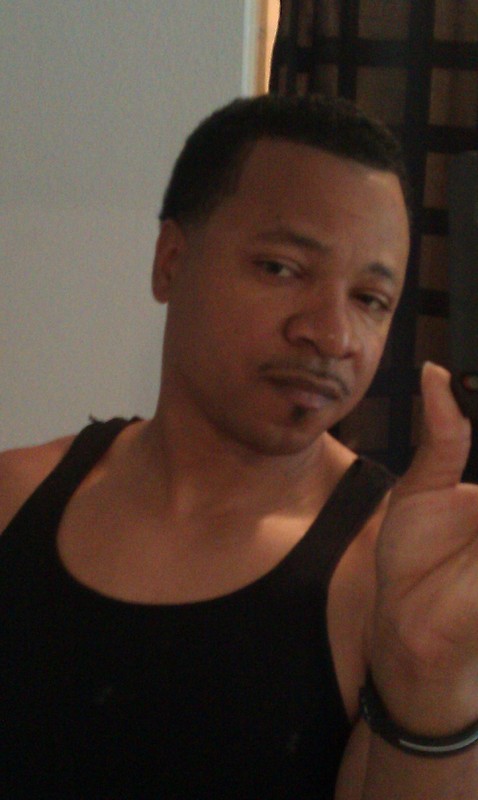 Date this nice looking United States man Leonard from Leesburg US15051