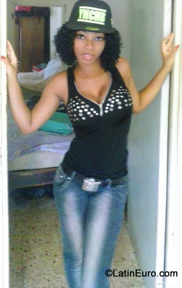 Date this young Jamaica girl Toni from Linstead JM1752