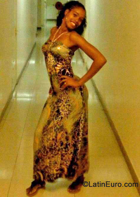 Date this gorgeous Jamaica girl Cynete from Kingston JM1761