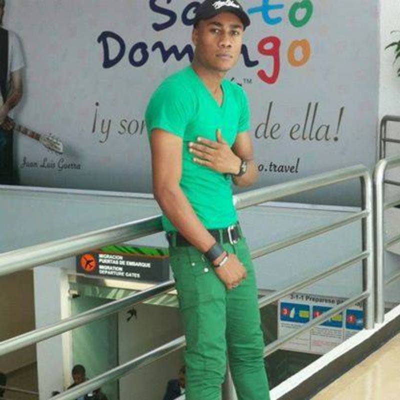 Date this charming Dominican Republic man Cajuste barthle from Santo Domingo DO19657
