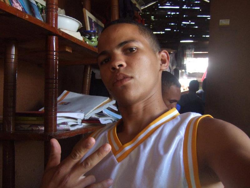 Date this hard body Dominican Republic man Freddy elia from Santiago DO19711