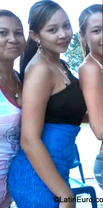 Date this voluptuous Brazil girl Yikare from Belem BR8944