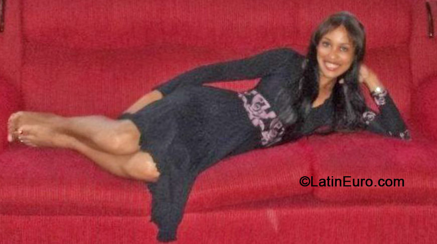 Date this young Brazil girl Fernanda from Rio de Janeiro BR8965