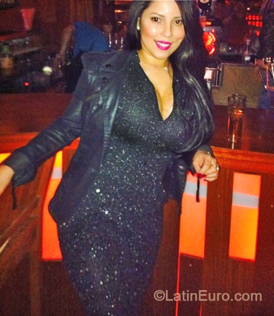 Date this exotic Spain girl Rosa from Barcelona ES320